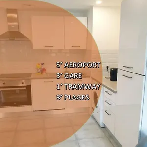  Appartement Renove 2023 Proche Aeroport 5min, Gare Sncf 2 Min, Tramway Au Pied De L'immeuble , Parking Possible, Renovated 2023 Near The Airport 5 Min, Train Station 2 Min, Tram Next To The Building 1 Min, Parking Possible