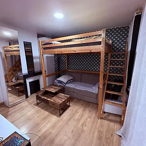 Equipe, Lumineux A Appartement Paris